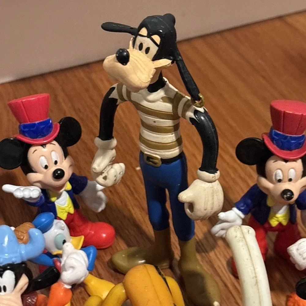 Lot Of Vintage‎ 70's/80s/90s Mickey Mouse And Friends Figurine Toys